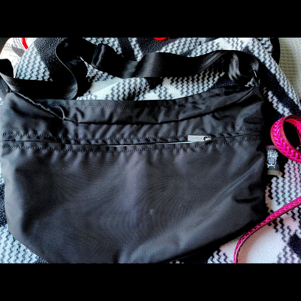 Ethonek cross body bag